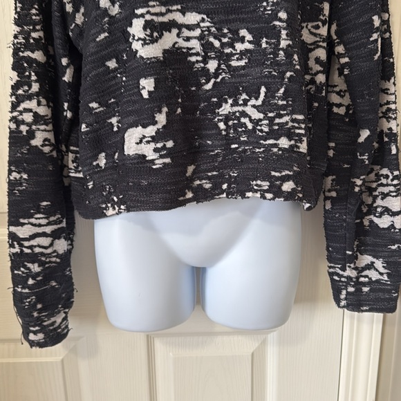BOBI Destroyed Knit Cropped Sweatshirt - Picture 4 of 7